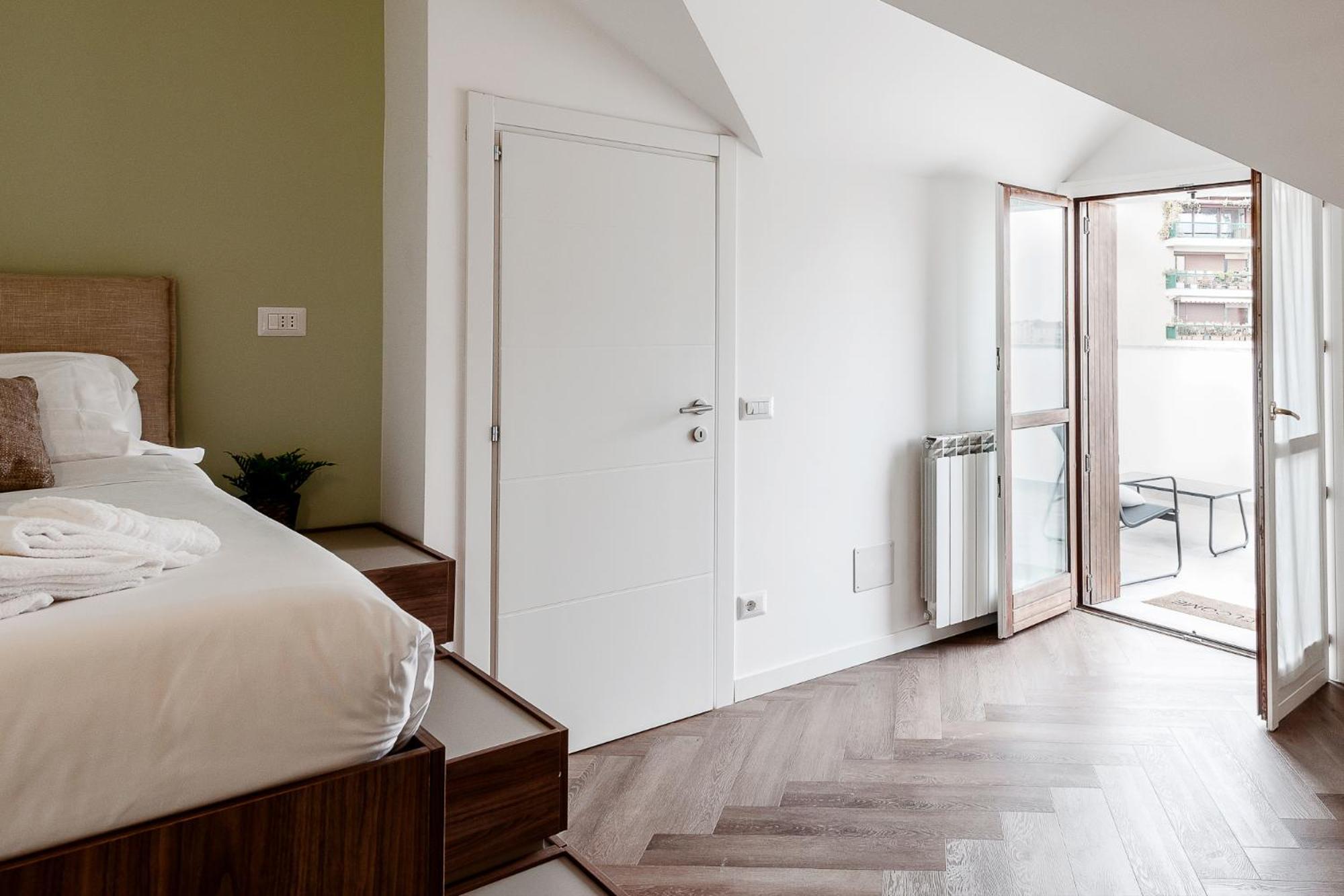 Stayeasy Argelati40 - Penthouse With 2 Bedrooms, 2 Bathrooms And Terrace - Navigli Milano Dış mekan fotoğraf